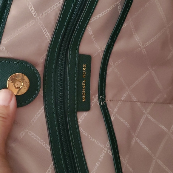 Michael kors tote - Picture 5 of 9